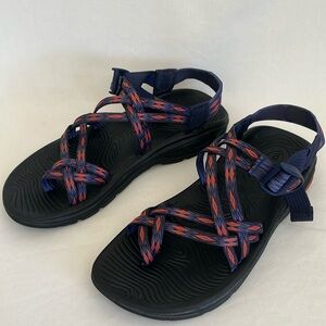 Chaco sandals women’s 8 purples and orange ZX/2 adjusting straps
